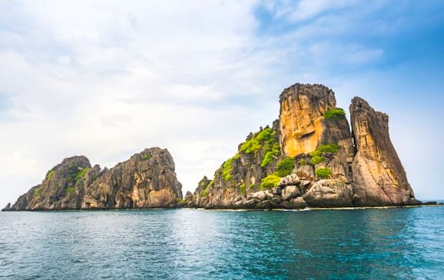 เกาะง่ามใหญ่และเกาะง่ามน้อย 