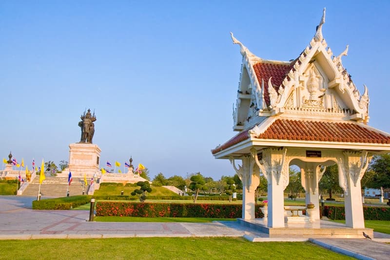 พระบรมราชานุสาวรีย์สมเด็จพระนเรศวรมหาราช