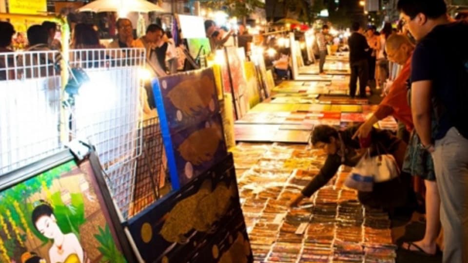 ถนนคนเดิน-ถนนคนม่วน-จังหวัดเชียงราย