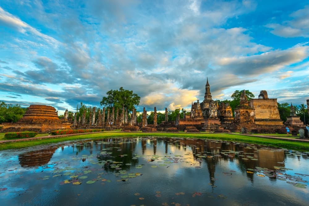 โบราณสถานวัดมหาธาตุ