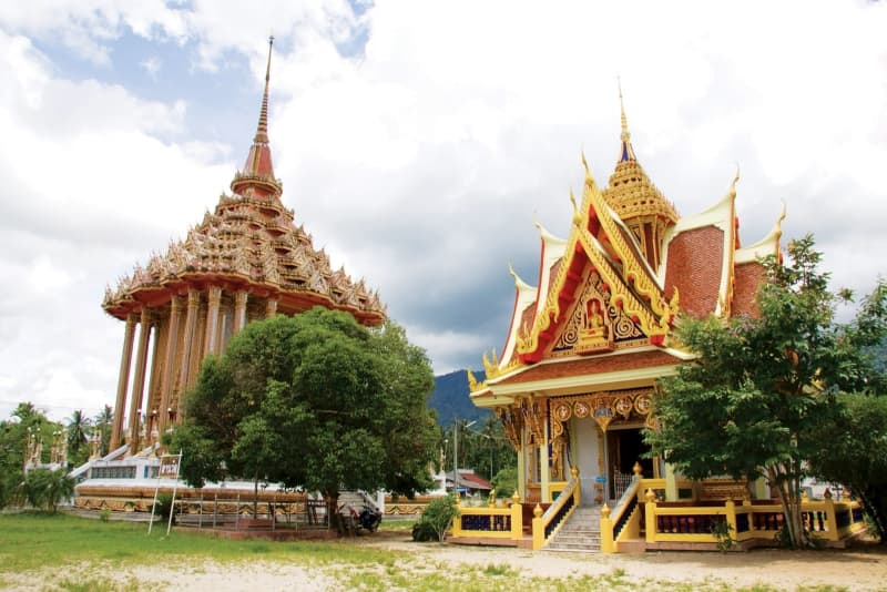 วัดทรายขาว