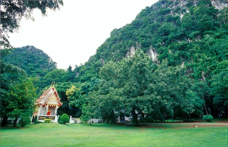วัดถ้ำเขาฉกรรจ์