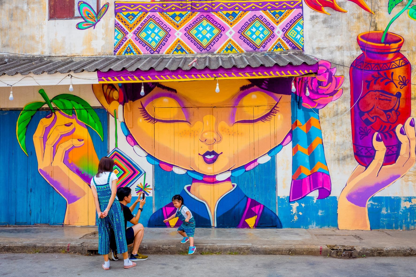 Street Art สวรรคโลก 