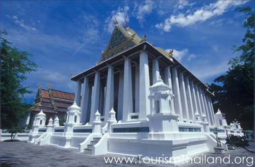 วัดเฉลิมพระเกียรติวรวิหาร