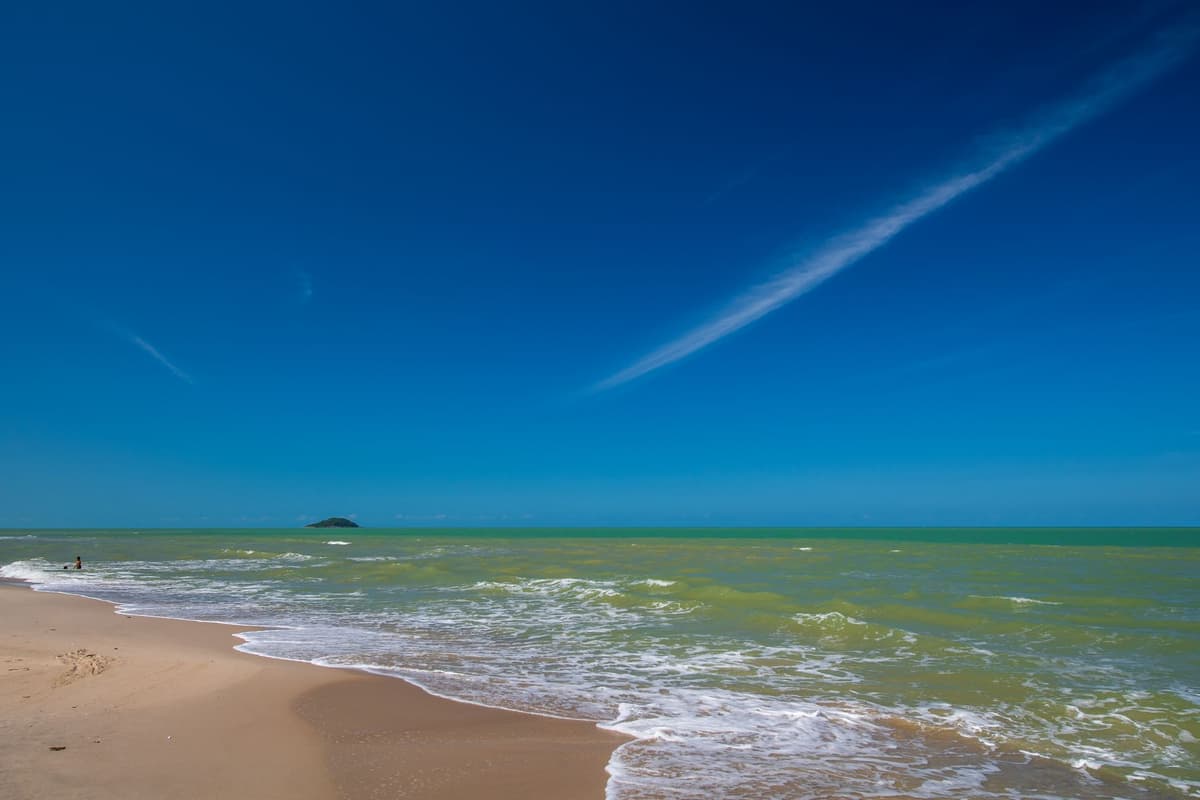 หาดสร้อยสวรรค์