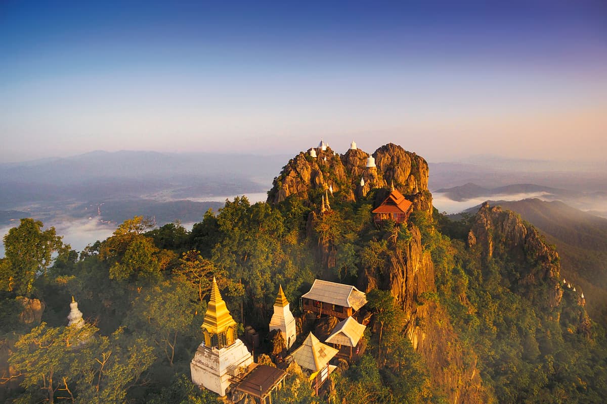 วัดพุทธบาทสุทธาวาส (วัดพระบาทปู่ผาแดง)