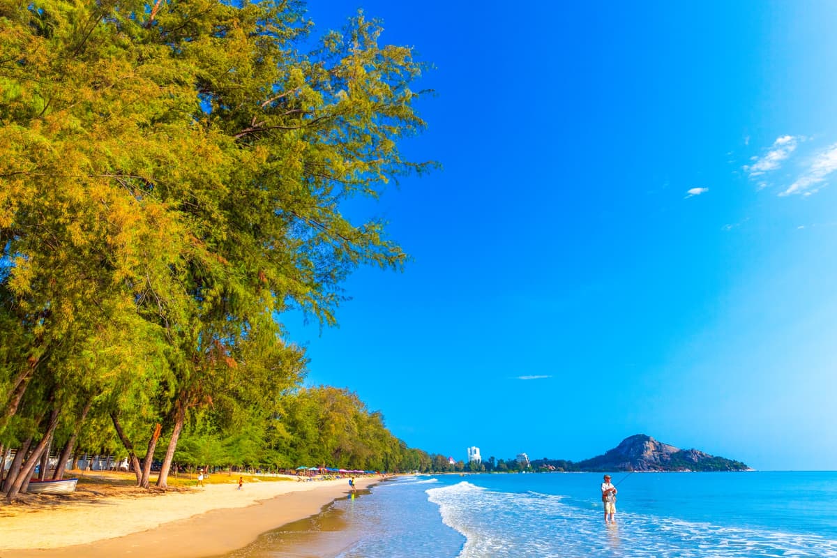 หาดสวนสนประดิพัทธ์