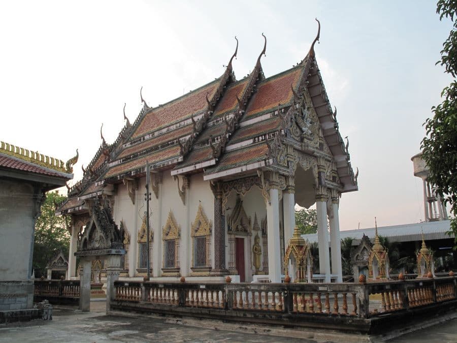 วัดราชปักษี (วัดนก)