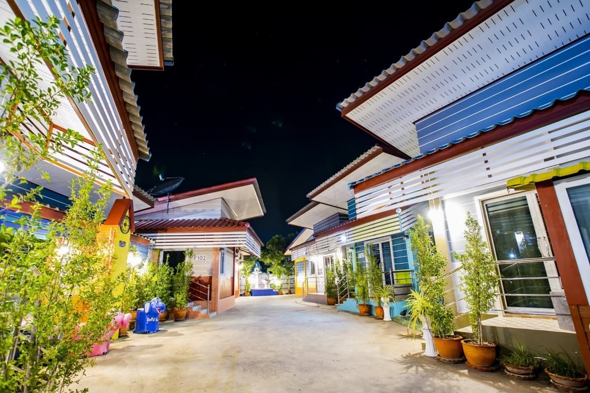บ้านคลองน้ำเชี่ยวโฮมสเตย์