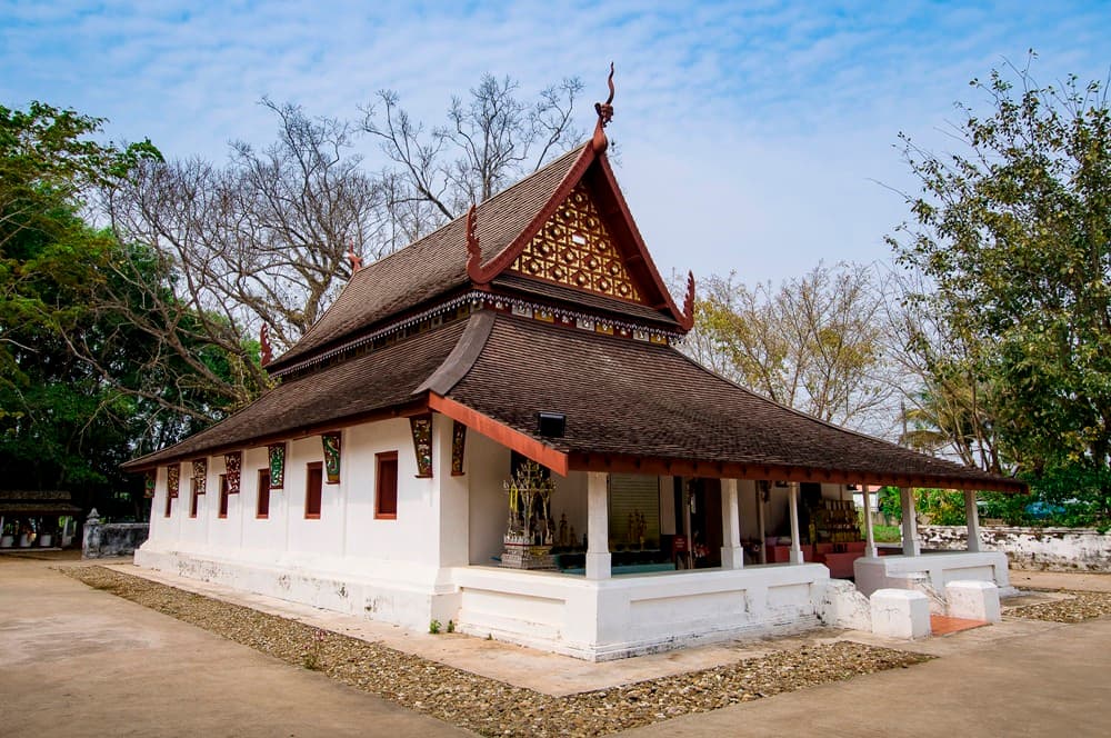 วัดหนองแดง