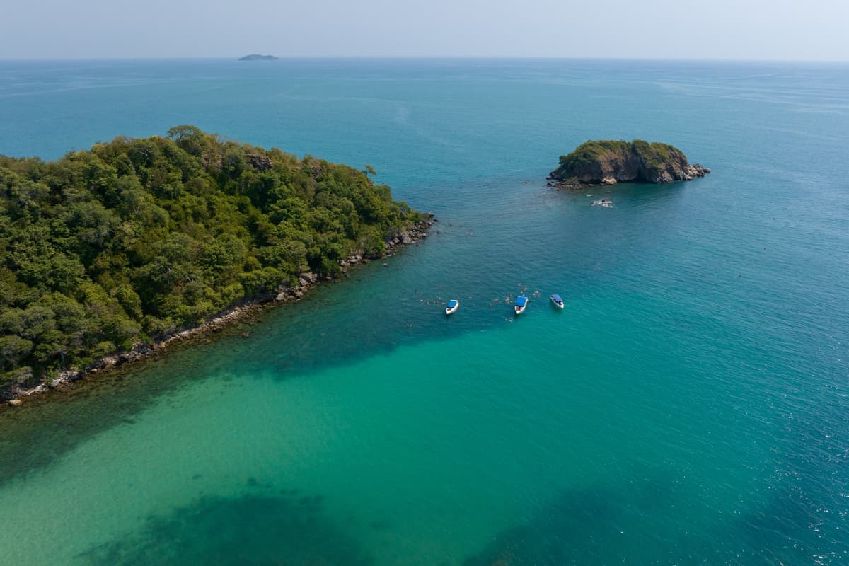 เกาะกุฎี และเกาะท้ายค้างคาว (อุทยานแห่งชาติเขาแหลมหญ้า-หมู่เกาะเสม็ด)