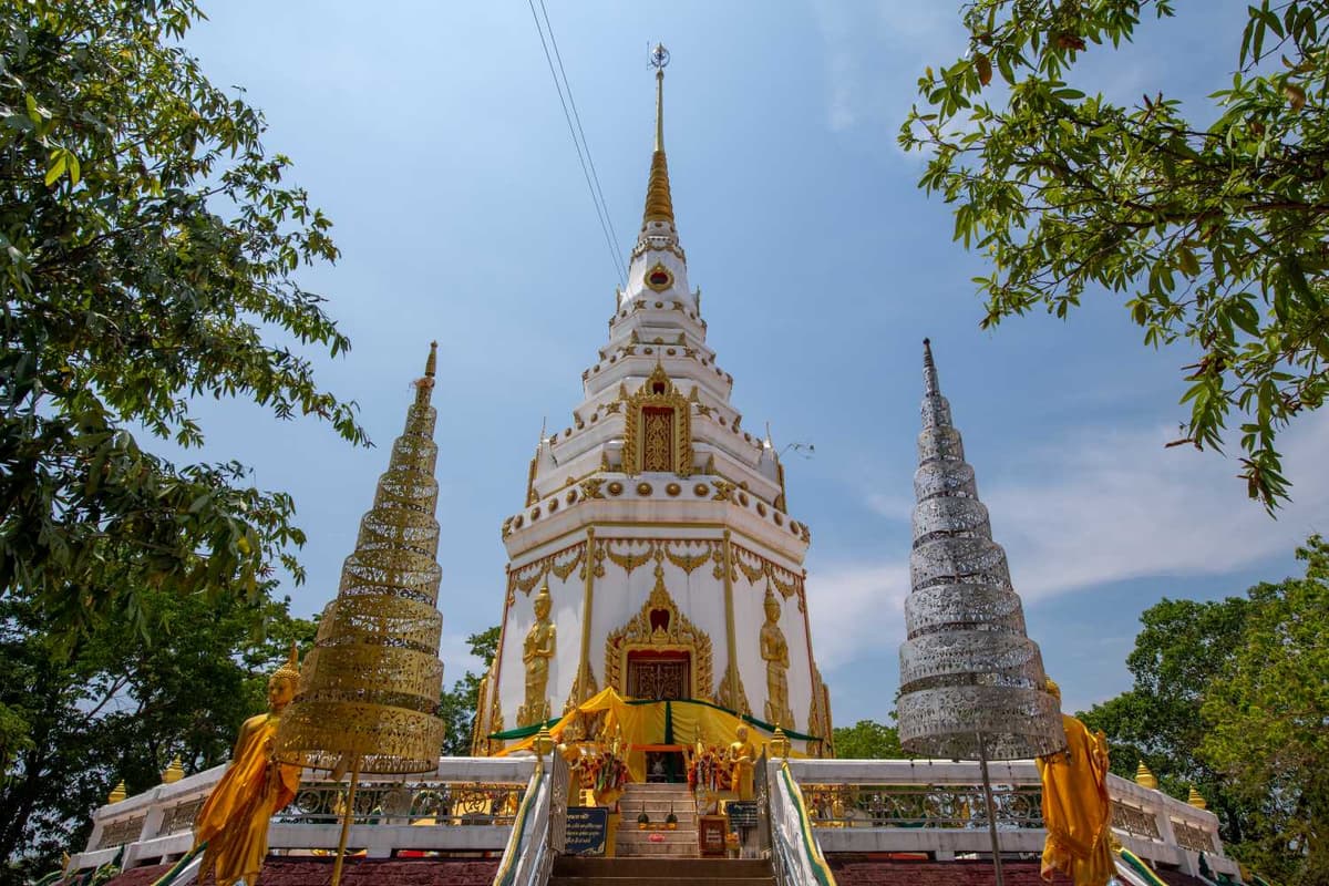 พระธาตุมหาชัย