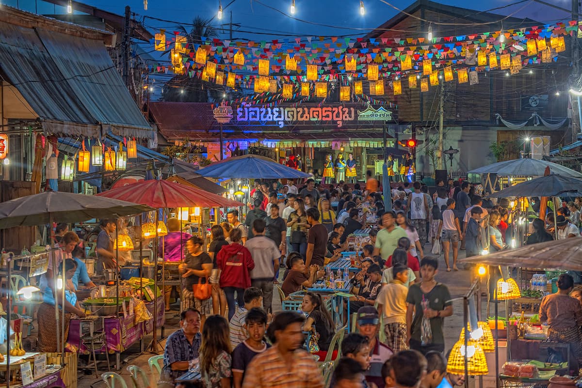 ตลาดย้อนยุคนครชุม