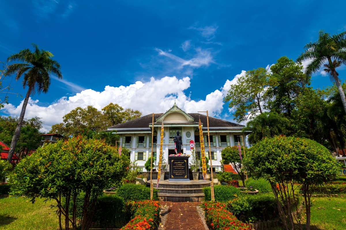 พิพิธภัณฑ์เมืองแพร่คุ้มเจ้าหลวง