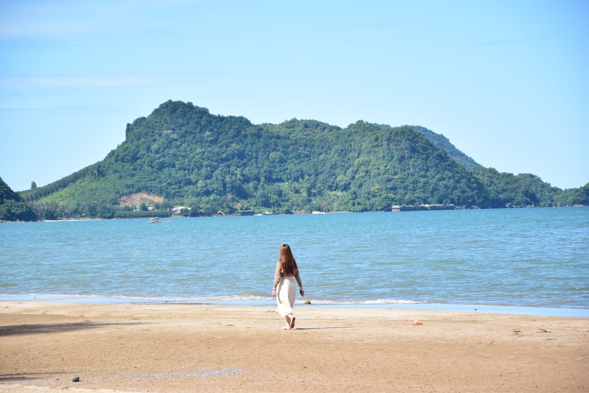 หาดทรายรีสวี