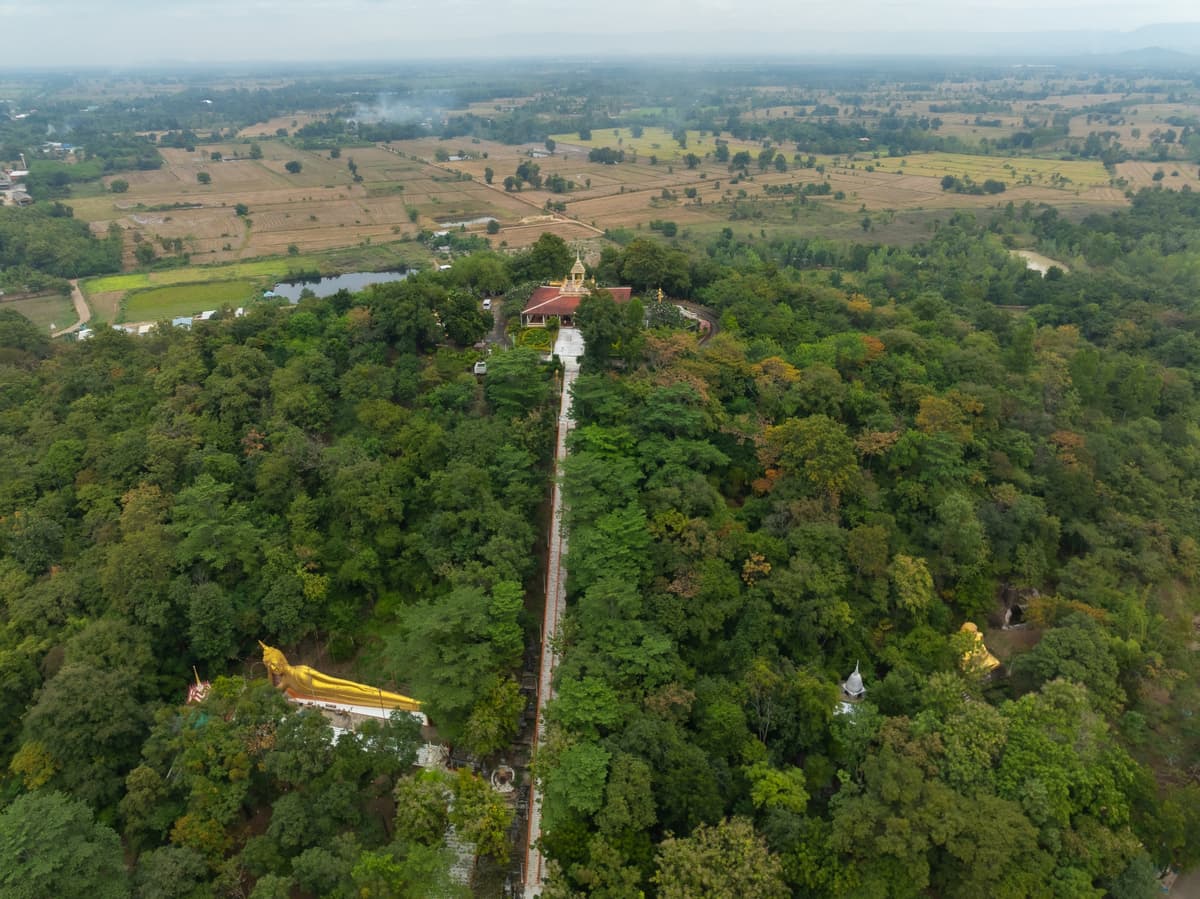 วัดพระพุทธบาทเขาทราย