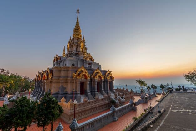 พระบรมธาตุศรีนครินทราสถิตมหาสันติคีรี