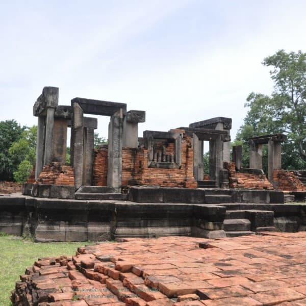 ปราสาทเมืองเก่า
