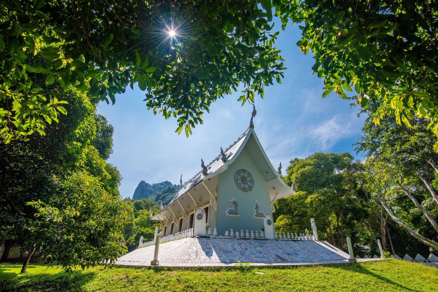 วัดถ้ำพระโพธิสัตว์