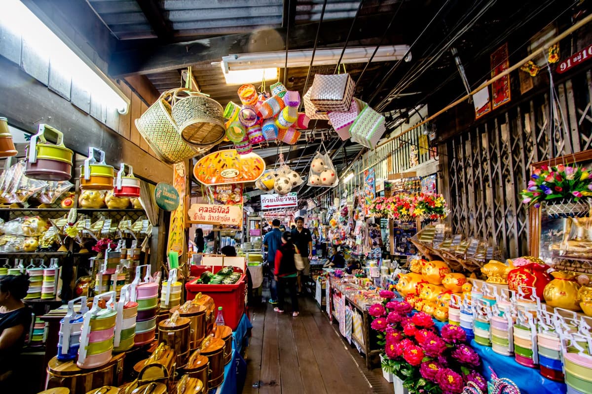 ตลาดน้ำโบราณบางพลี