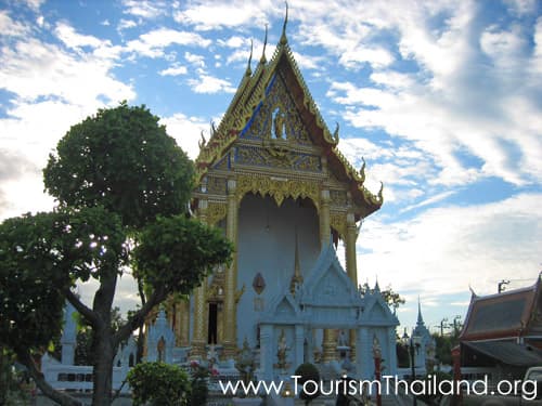 วัดบางไผ่