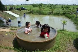 บ้านนาครูธานี (บ้านหอมชื่น)