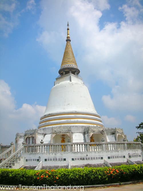 เจดีย์พระคุณแม่ (วัดคลองใหม่)